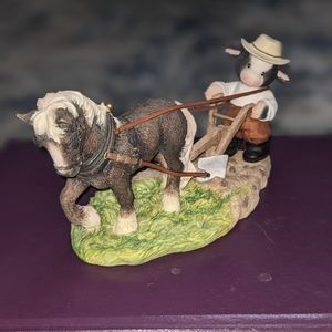 Mary Moo Moos figurines